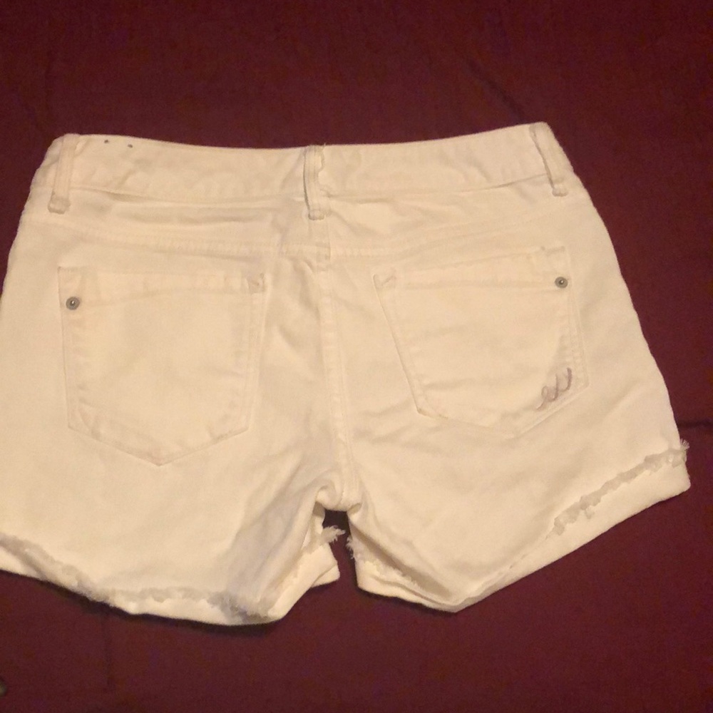 Express jean shorts - Picture 3 of 3
